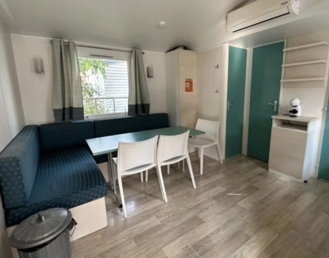 Mobilhome 6 Places 4 Etoiles Chateauneuf-de-Galaure France